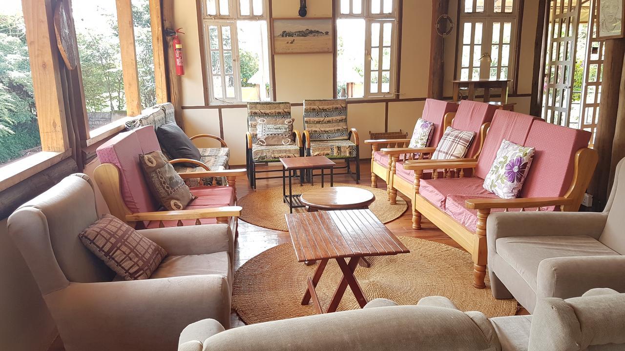 Eileen'S Trees Inn Karatu Dış mekan fotoğraf